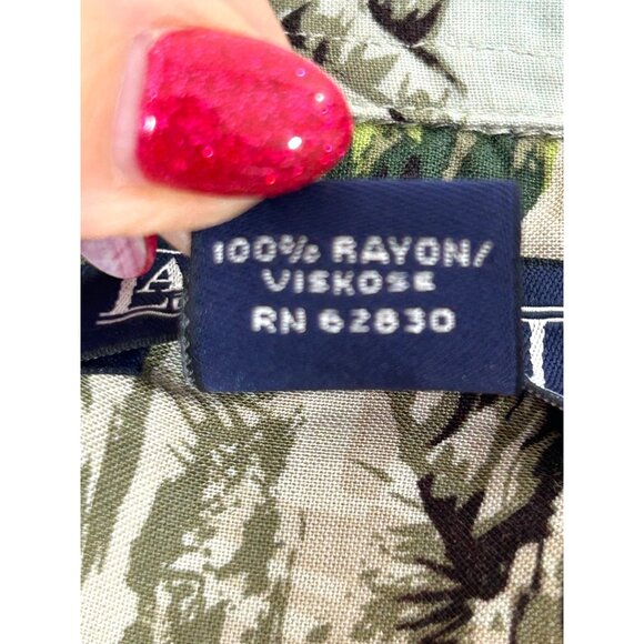 Lands’ End Men’s Vtg Hawaiian Shirt M Short Sleeve Collared Button Up Tropical - Picture 5 of 16